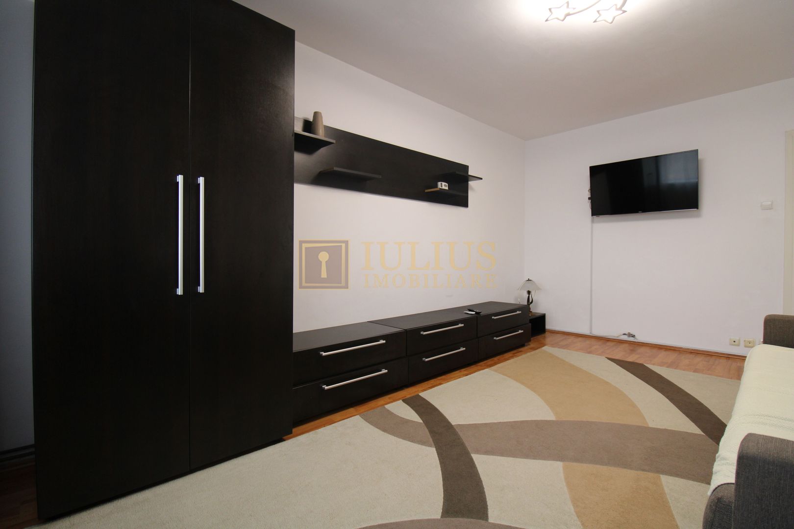 Aradului, 2 camere, centrala proprie. - Poză 4