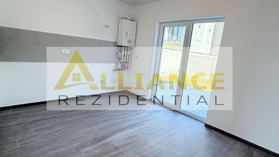 Casa de vanzare in Comuna Berceni | Zona de intrare | 5 camere | - Poză 7