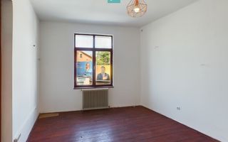 Casa individuala la 6 minute de Piata Unirii - Poză 14