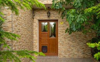 Casă modernă și cochetă cu grădină frumoasă în Techirghiol - Poză 13