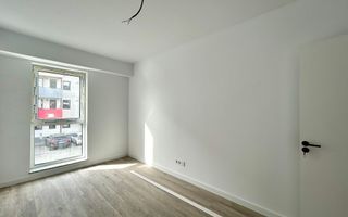 Apartament cu 3 camere de vânzare în Muzeul Apei, Floresti - Poză 4