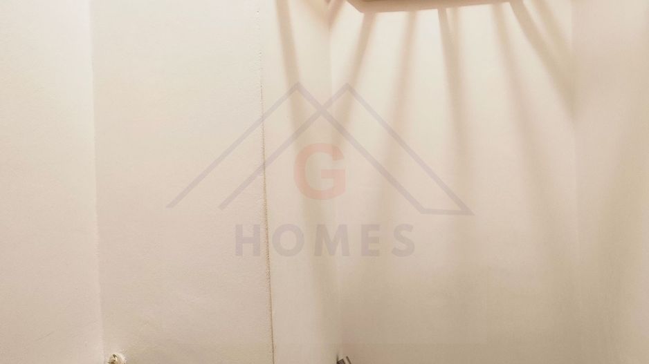 Apartament mare, decomandat, bucatarie separata. PET FRIENDLY. - Poză 24