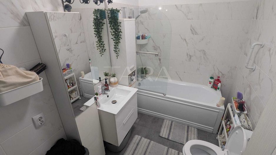 Apartament decomandat cu 2 camere, 56 mp, situat în Dâmbul Rotund - Poză 6