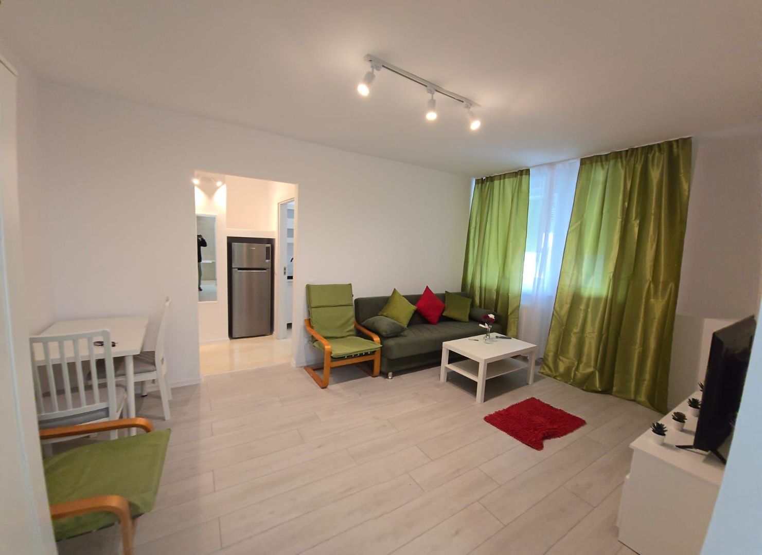 Gara de Nord 2 cam semid 6/7 renovat 2024, mobilat, utilat lux - Poză 2