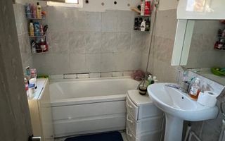 Apartament 3 camere de vânzare – Micro 5/1, Bd. Traian - Poză 7