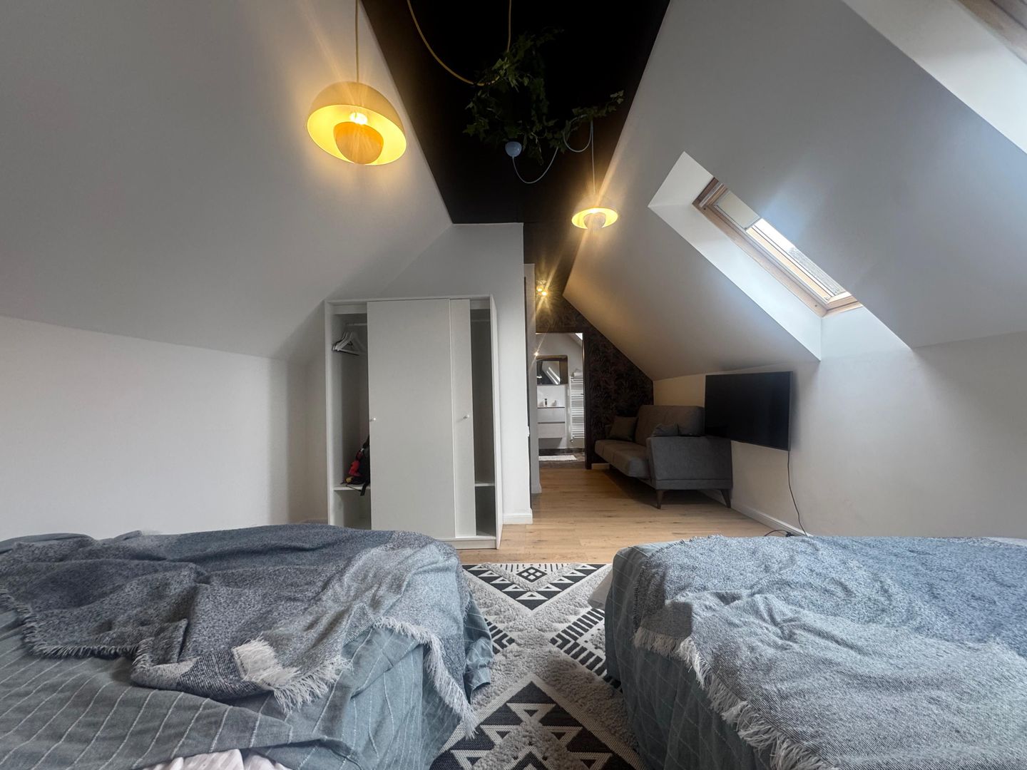 Pensiune deosebită în Bran || priveliște panoramică, facilitati premium - Poză 41