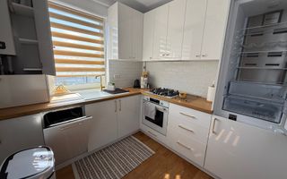Apartament 3 camere | Zona Putnei | Etaj 2 - Poză 1