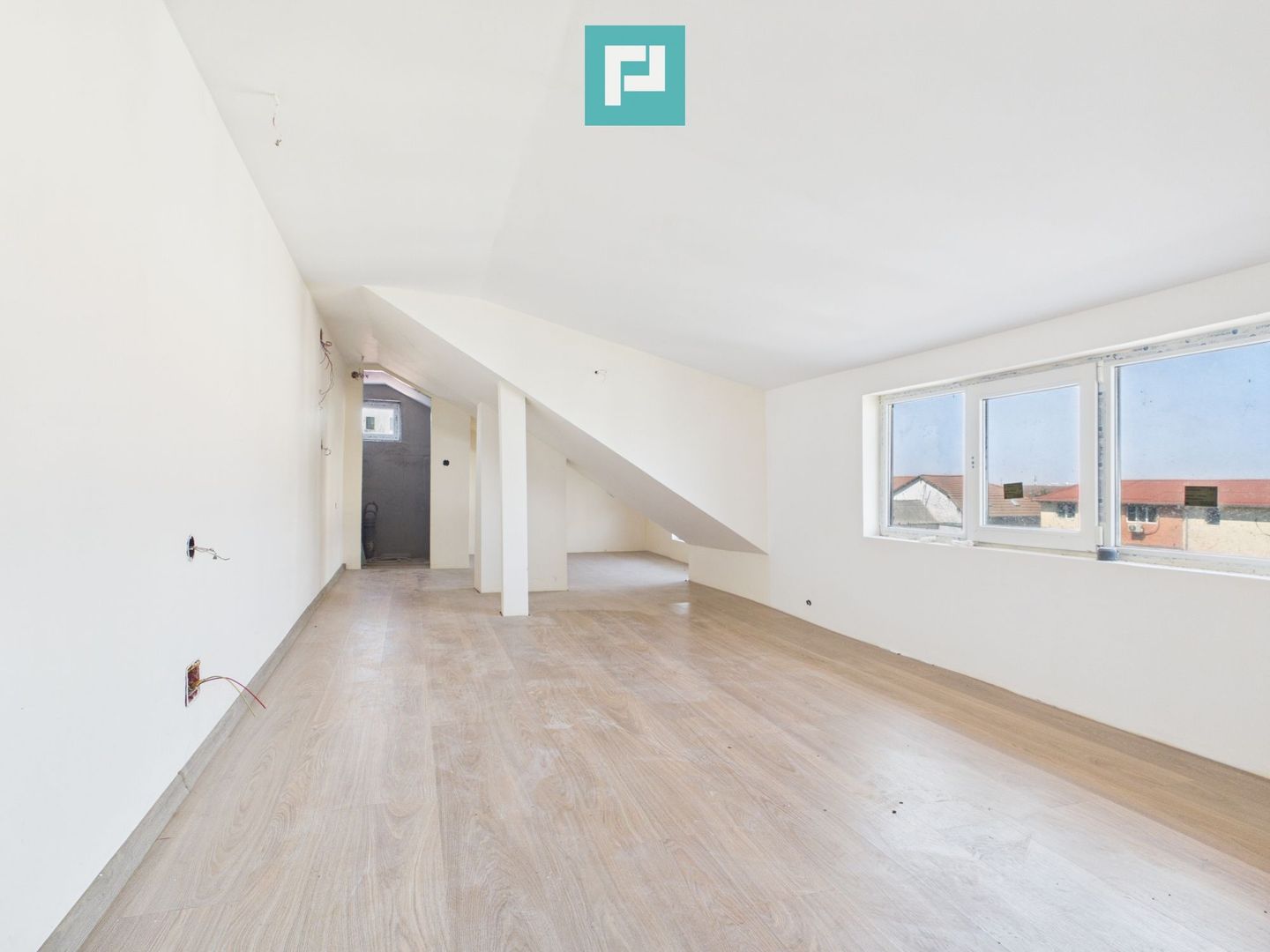 Apartament 2 camere + pod, 78 mpu, Buziașului - Poză 7