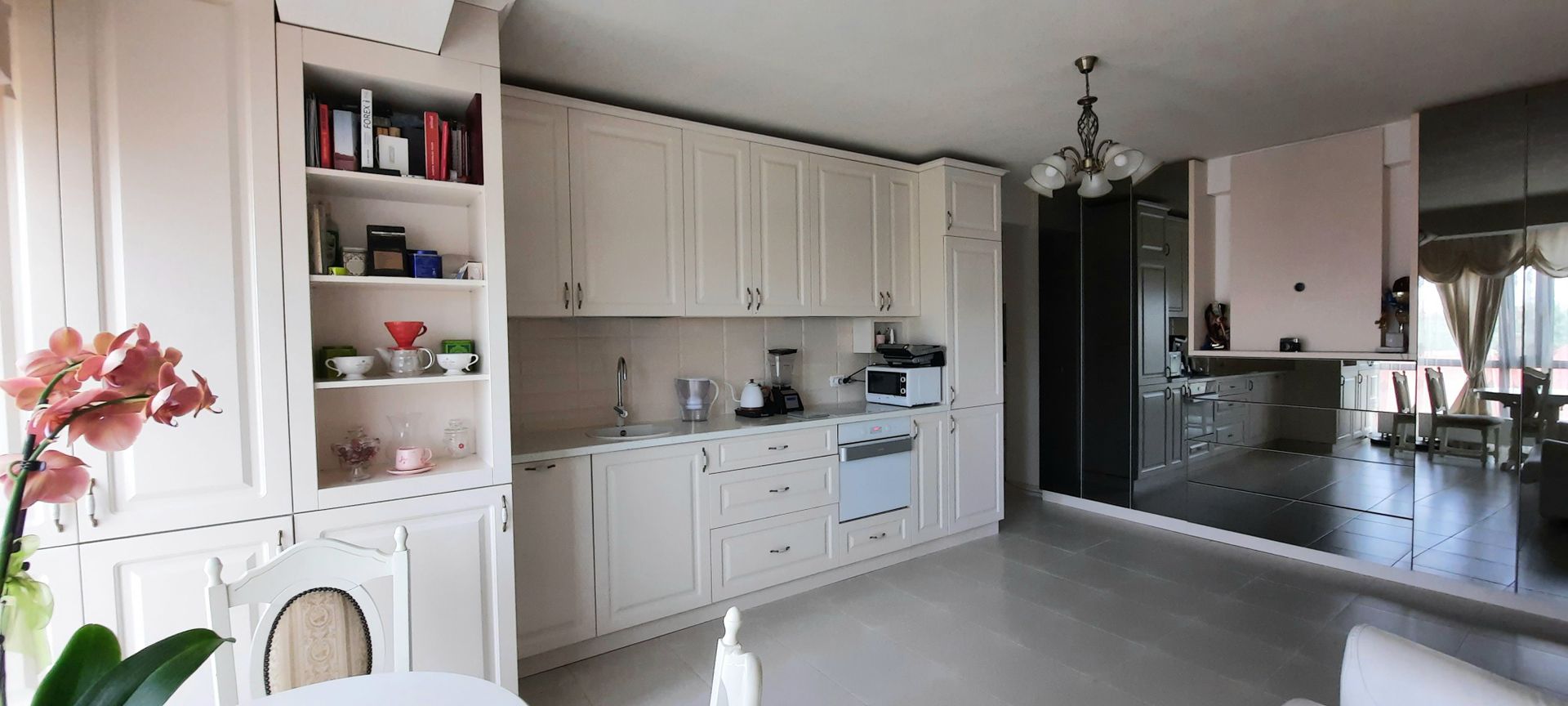 Apartament mobiliat si utilat - zona Semicentrala - Poză 4