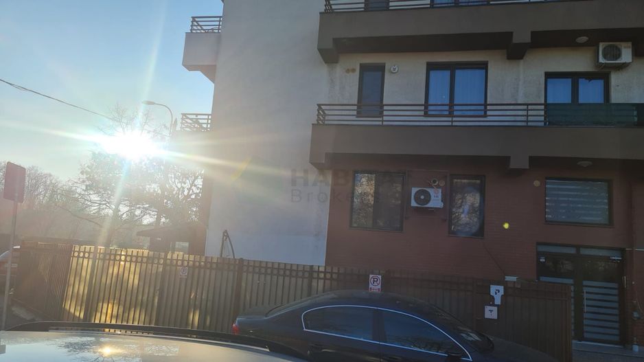 Apartament 3 camere Jiului + 4 locuri parcare - Poză 13