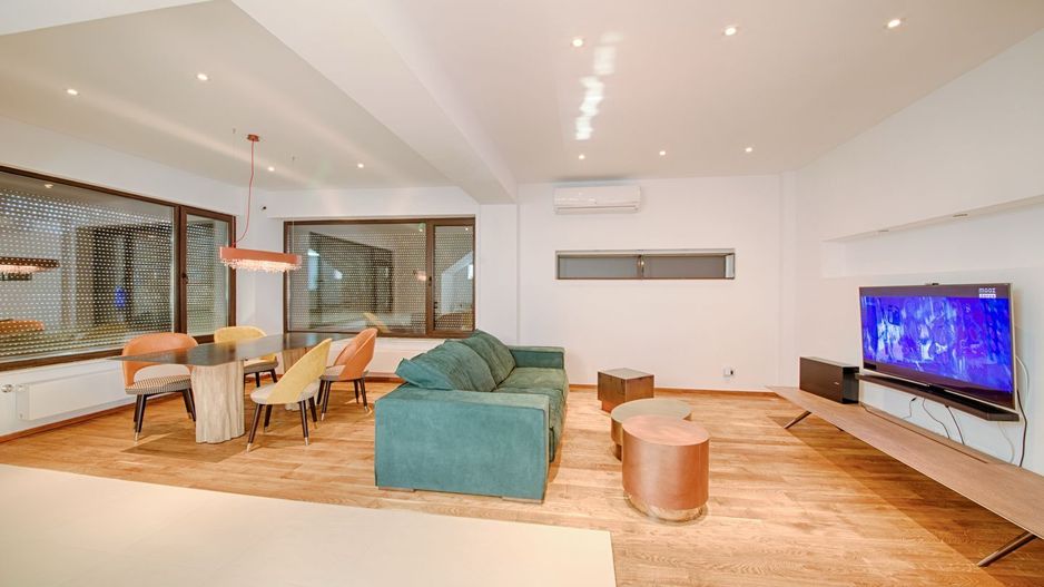 Vila individuala cu piscina Erou Iancu Nicolae - Poză 2