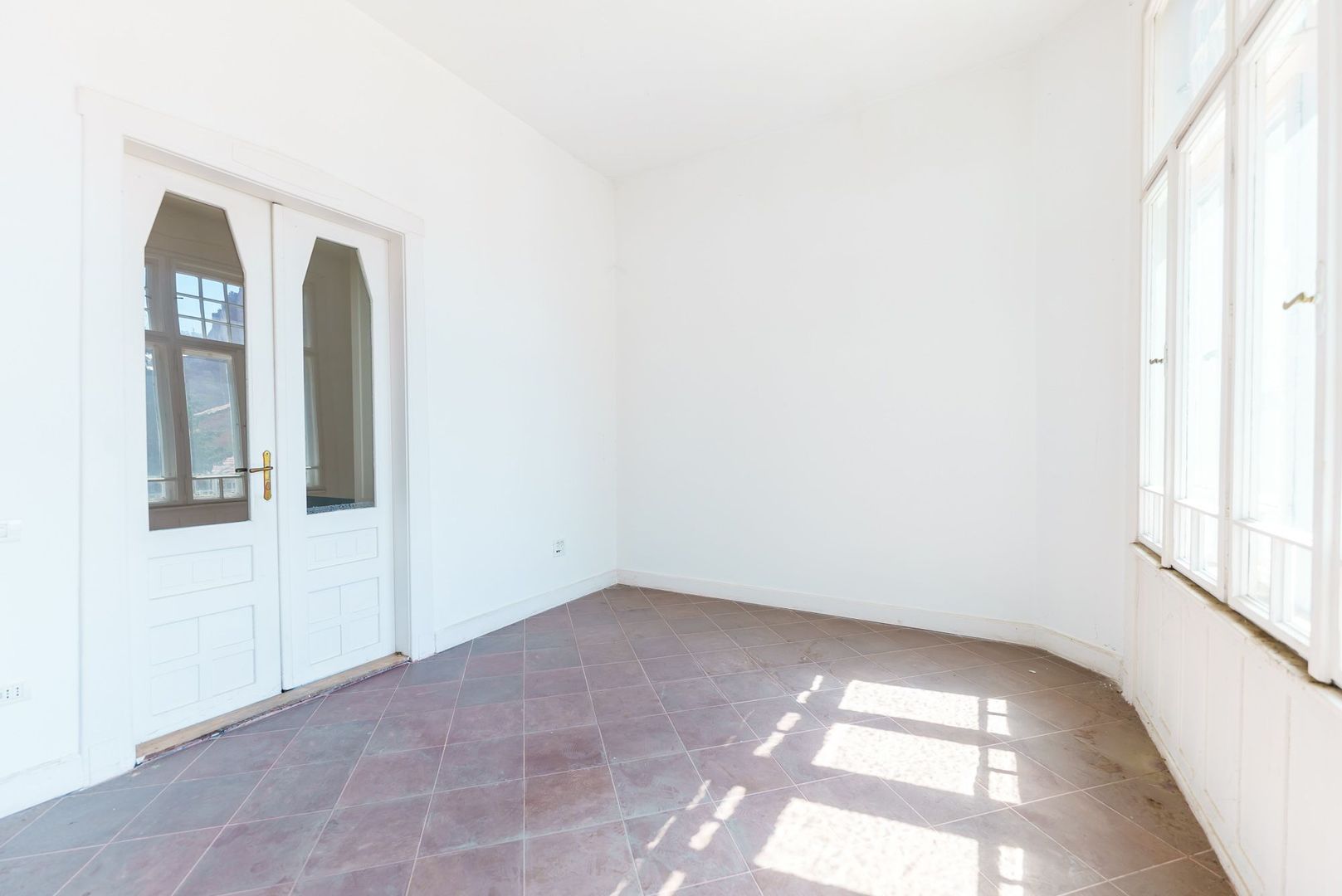 Apartament cu 2 camere ultracentral - Poză 8