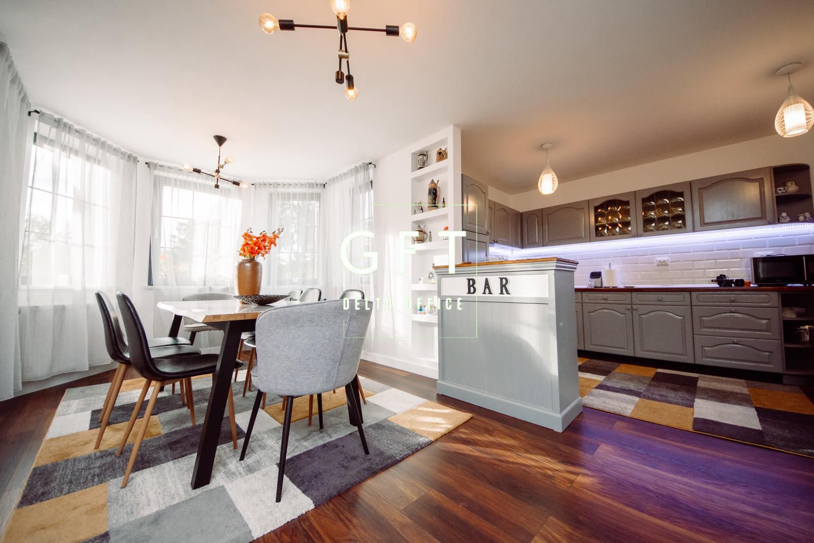 Pensiune Moderna 200 mp-teren 1000 mp-foisor-terasa-balcoane-Colibita - Poză 2