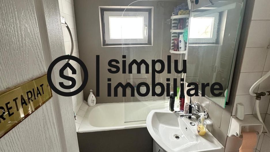 3 camere, etaj 2/4, centrala,  Rovine - 118 000 Euro - Poză 8