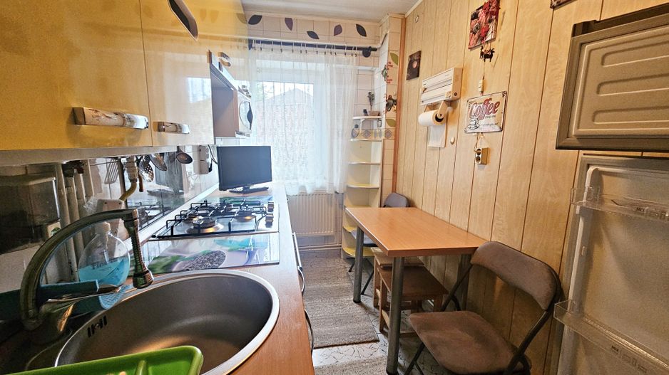 Predeal str M Eminescu, garsoniera mobilata si utilata complet - Poză 3