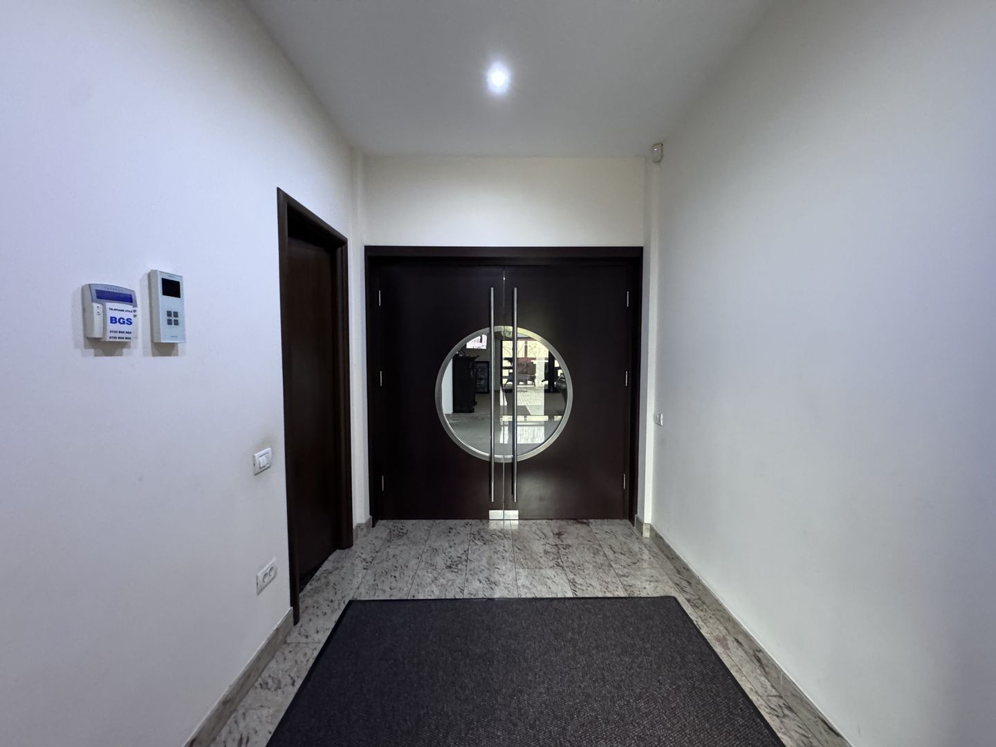 Imobil 600mp construiti curte 550mp Timpuri Noi Tineretului - Poză 2