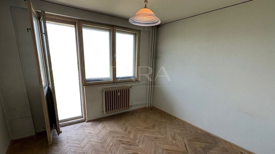 Vanzare apartament cu 2 camere Gheorgheni zona Transilvania College - Poză 1