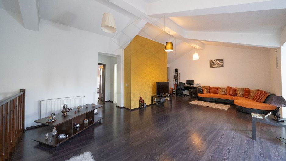 Casa spatioasa 515 mp langa metrou 1Mai - Poză 21