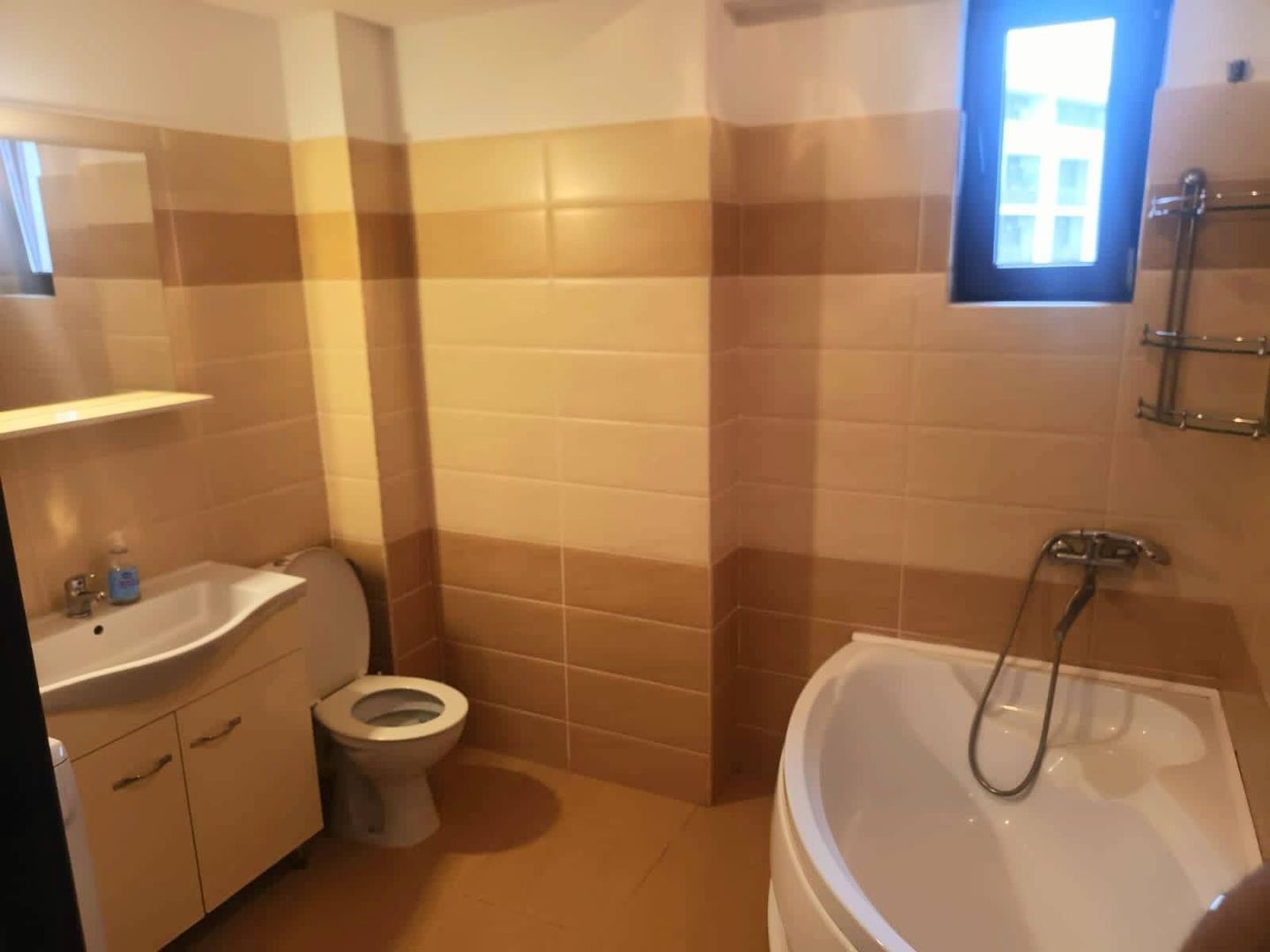 Apartament de inchiriat - Poză 4