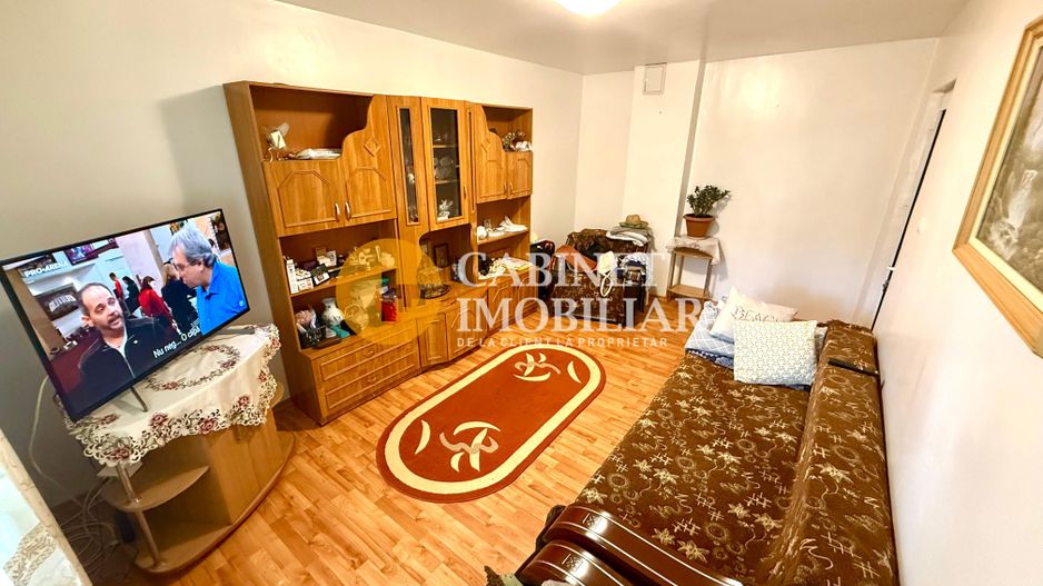 4 Camere Decomandat - Bloc din 1982 - Zona Alexandru Cel Bun - Poză 2