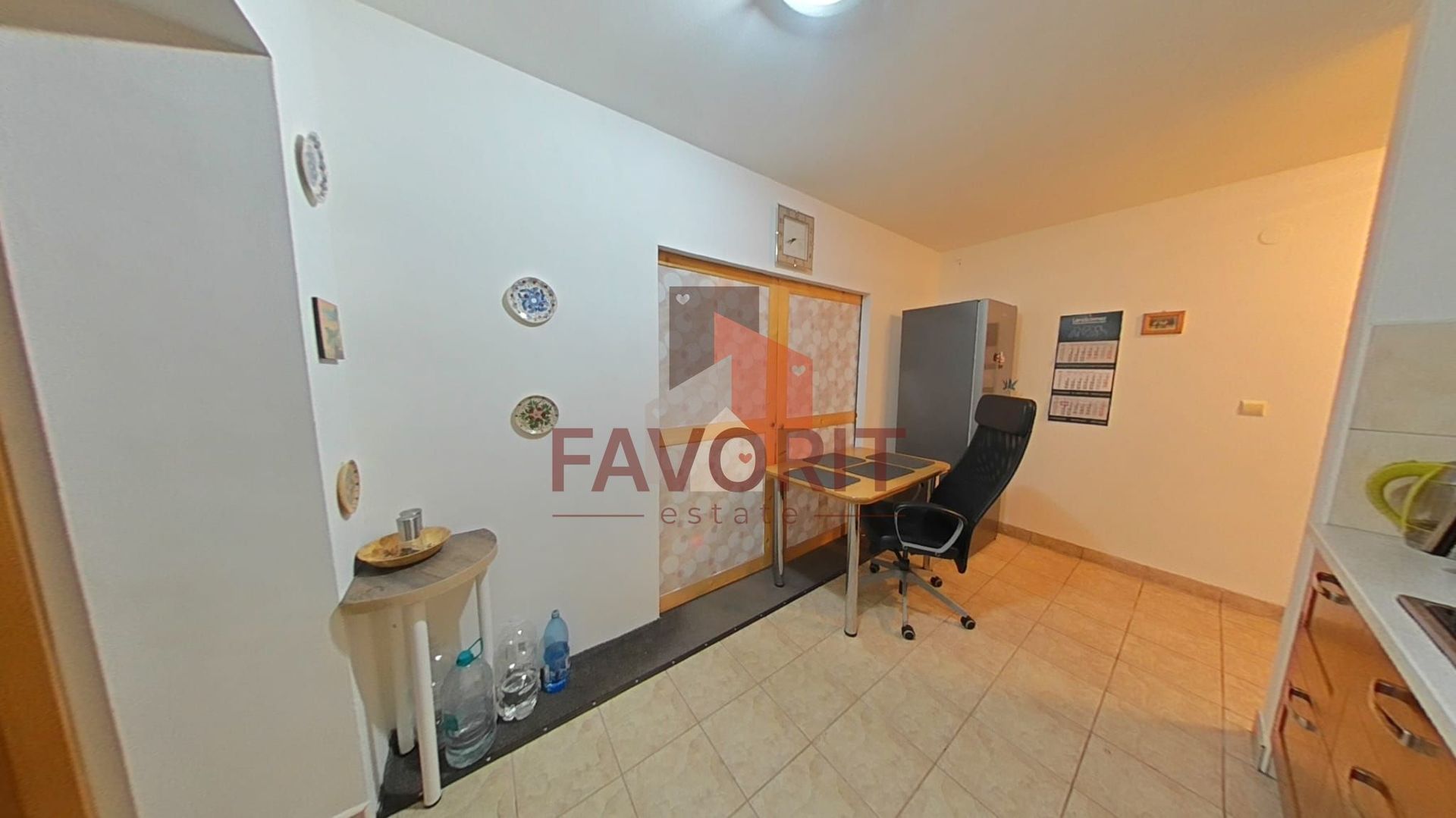 Apartament 2 camere în vilă regim P+2 | centrala proprie | mobilat | - Poză 6