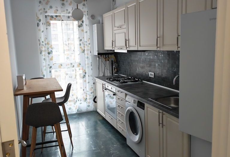 Apartament 3 Camere, mobilat modern, Incalzire in Pardoseala, Pet Friendly - Poză 2