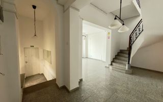 Vila spatioasa | Complet renovată | Central - Poză 20