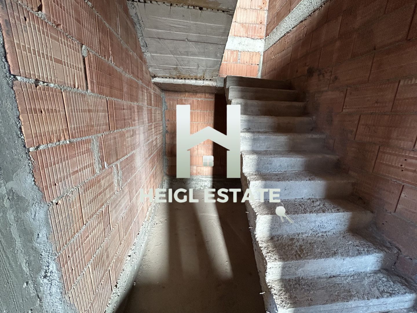 Duplex despartit prin camera tehnica Sacalaz - Poză 11