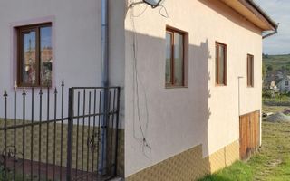 Casă spațioasă I 6 camere I Teren 845 mp I Zonă de Case I Priveliște Superbă - Poză 5