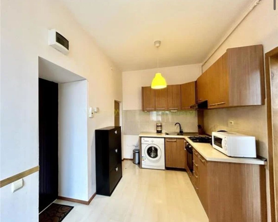 Ultracentral  - Republicii - Apartament 3 camere 2 bai - 80mp - Poză 10