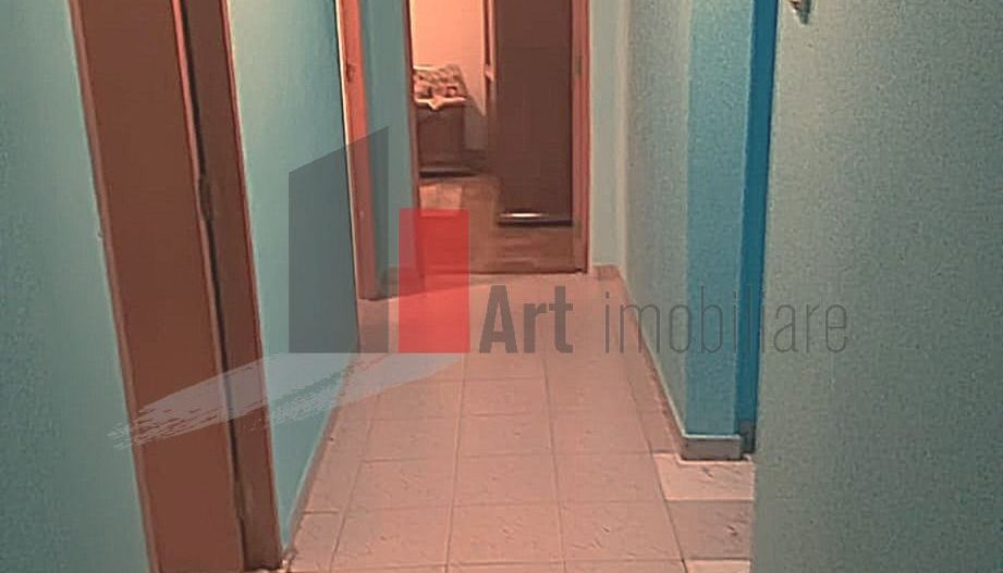 Apartament cu 4 camere Titan cu centrala - Poză 8