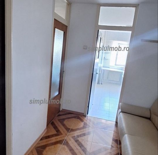 DECOMANDATA-OPORTUNITATE – GARSONIERĂ 40 MP, METROU LA 5 MINUTE - Poză 2