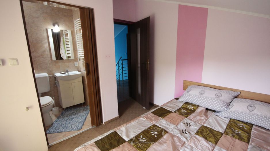 Casa zona Parc Buzias - Poză 1