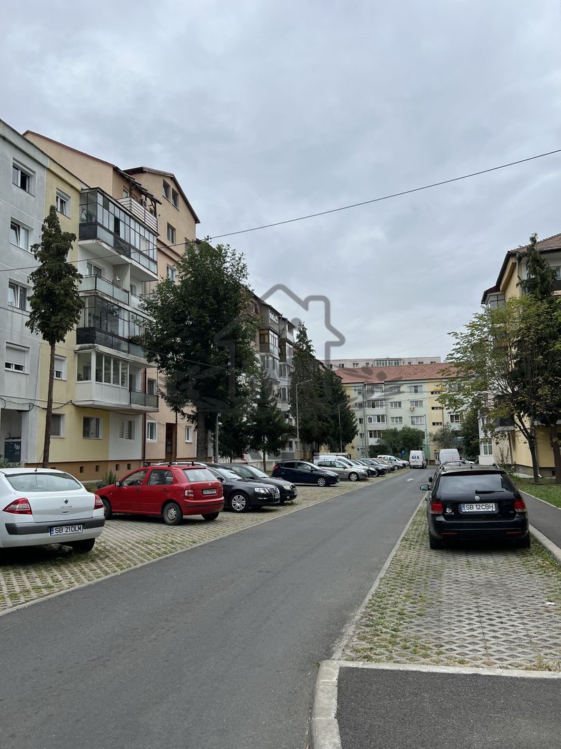 Apartament 4 camere de închiriat str. Rahovei - Poză 15