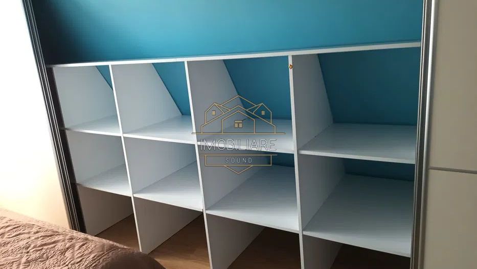 Apartament cu 3 camere, cu 2 etaje în Centru - Poză 2