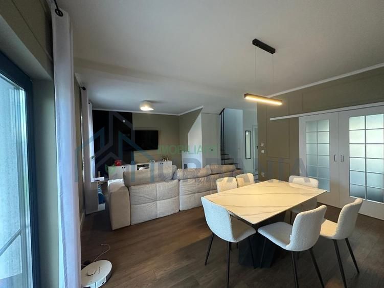 Casa D+P+E in Tomesti,Asfalt, Tâmplărie VEKKA - Poză 1