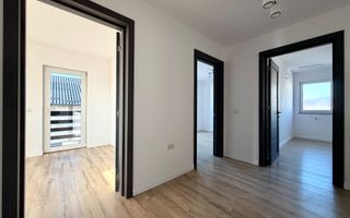 Casa noua Gura Humorului - 4 dormitoare, curte amenajata - Poză 12