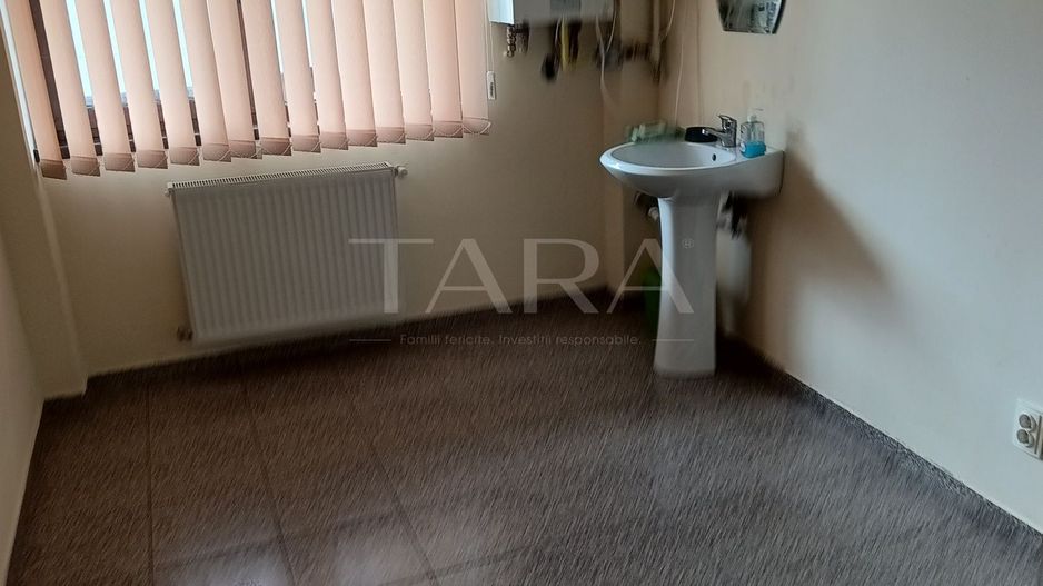 Apartament de vânzare, zona Subcetate, parcare inclusă. - Poză 1