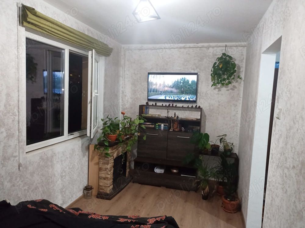 BRASADAS vinde ap 2 cam etaj 4/4 in Micro 14. - Poză 5