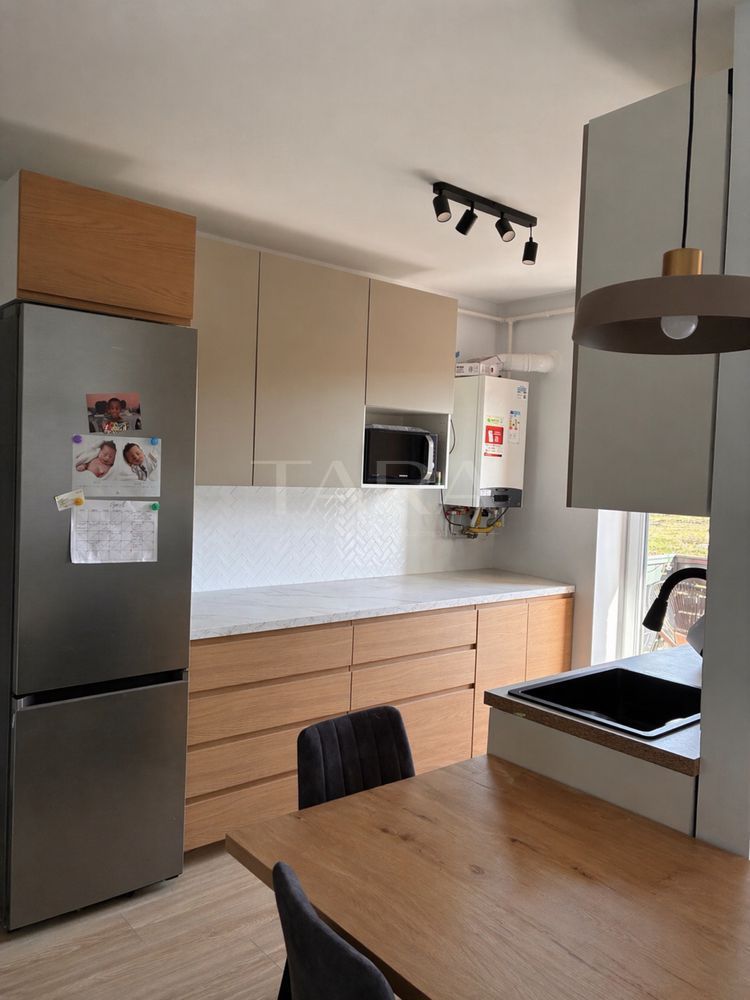 Apartament 2 camere, imobil nou, complet mobilat, parcare si boxă. - Poză 1