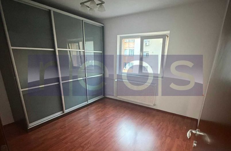 VANZARE 3 CAMERE | DECOMANDAT- HOL H | ZONA NERVA TRAIAN - Poză 4