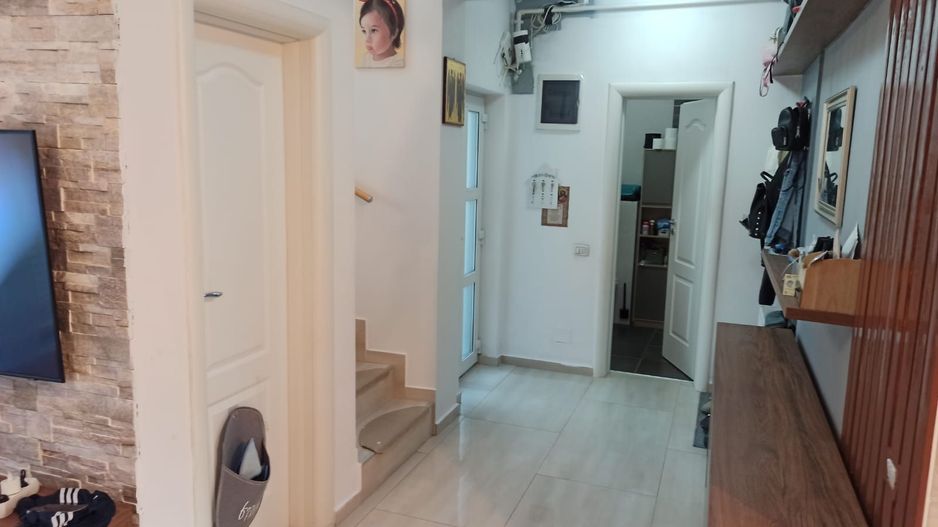 vila4cam2bai-curte-parcare-loc joaca-acces controlat-strOrizontului - Poză 48