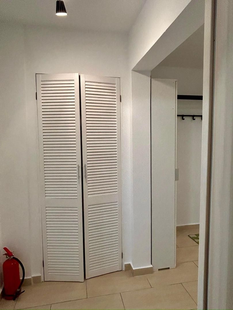 AP 2 CAMERE BANEASA, LOC PARCARE, MASINA SPALAT VASE, REABILITAT - Poză 11