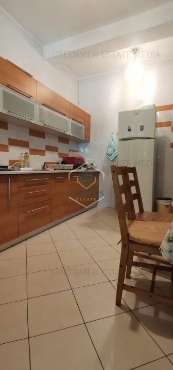 Inchiriere apartament 3 camere in vila, semidecomandat - Poză 13