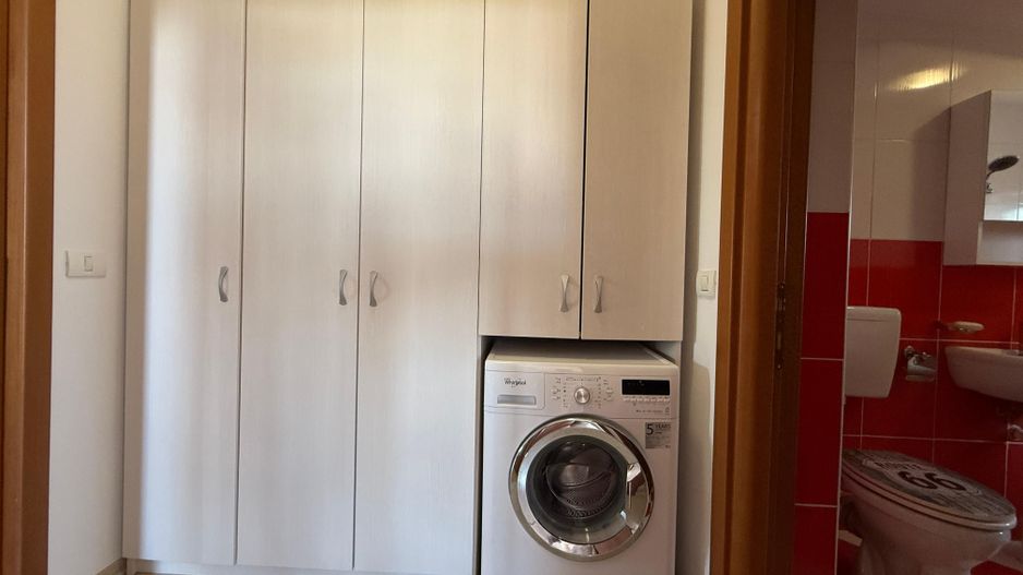 Apartament spațios cu 3 camere | 2 băi | Dressing | Otopeni - Poză 10