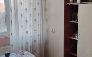 Închiriez garsonieră zona piața Nicolina - Poză 5