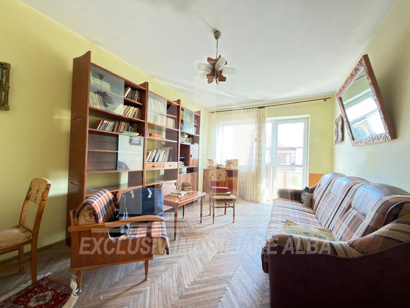 Apartament 3 camere decomandate | 71 mp | Cetate - Closca - Poză 1