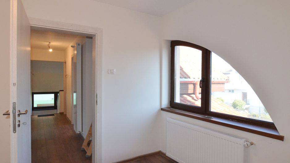 Inchiriem casa noua individuala 4 camere cu garaj - Poză 22