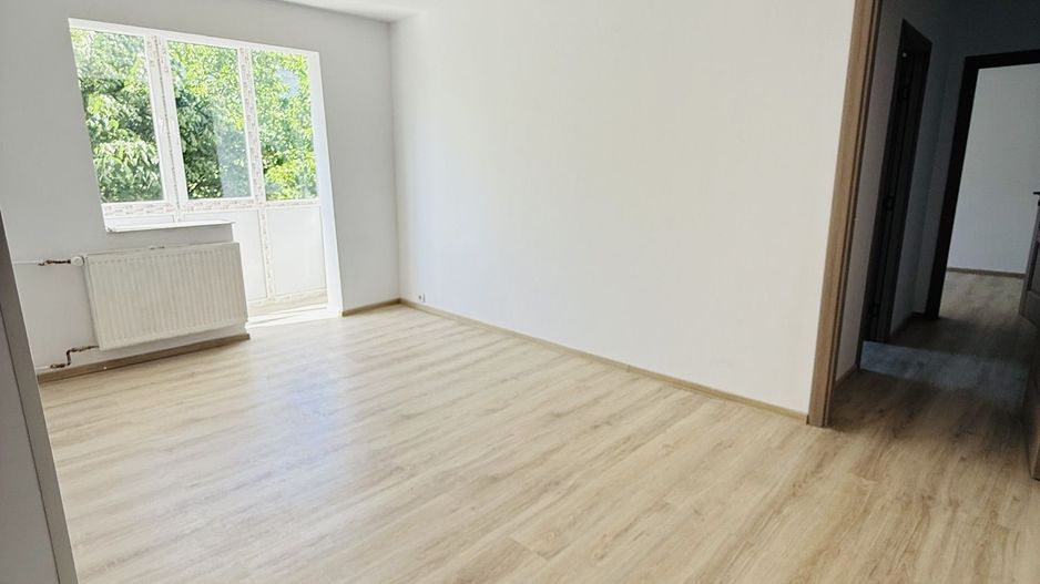 Dacia | 4 Camere  | Etaj Intermediar - Poză 1