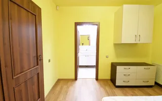 Casa cu 5 camere de inchiriat, zona Becas - Poză 13